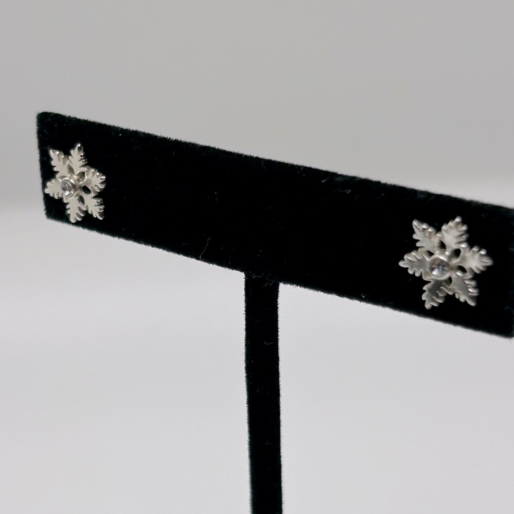 Silver Snowflake Stud Earrings - Picture 8 of 12